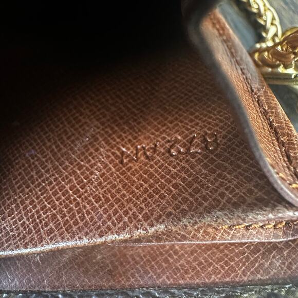 Louis Vuitton Vintage Monogram Compact Wallet - Picture 4 of 16